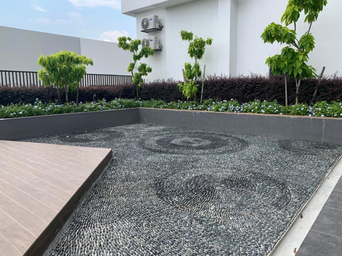 Luxstudio Tiara Imperio Bangi Luaran gambar